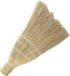 Vassoura de Palha C/Cabo